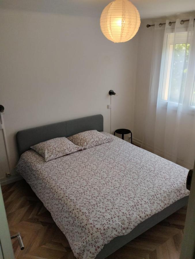 Appartement Aux Alyscamps 2, Climatisation, Wifi, Parking Arles Bagian luar foto
